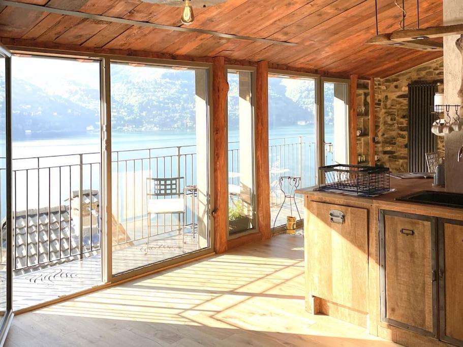 Romantic Home Stone With Amazing View Lake Of Como And Oleandra Laglio Kültér fotó